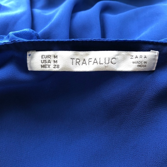 Elegant Blue Ruffle Dress - Picture 6 of 6